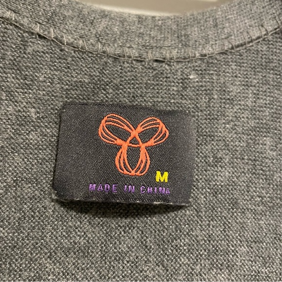 Aritzia Tna Light Gray Wool Button Up Sweater Vest - Picture 4 of 8